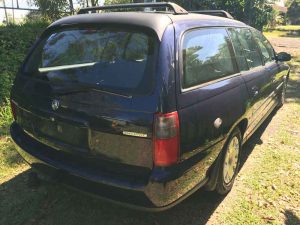 Holden Commodore VX 2000 Blue