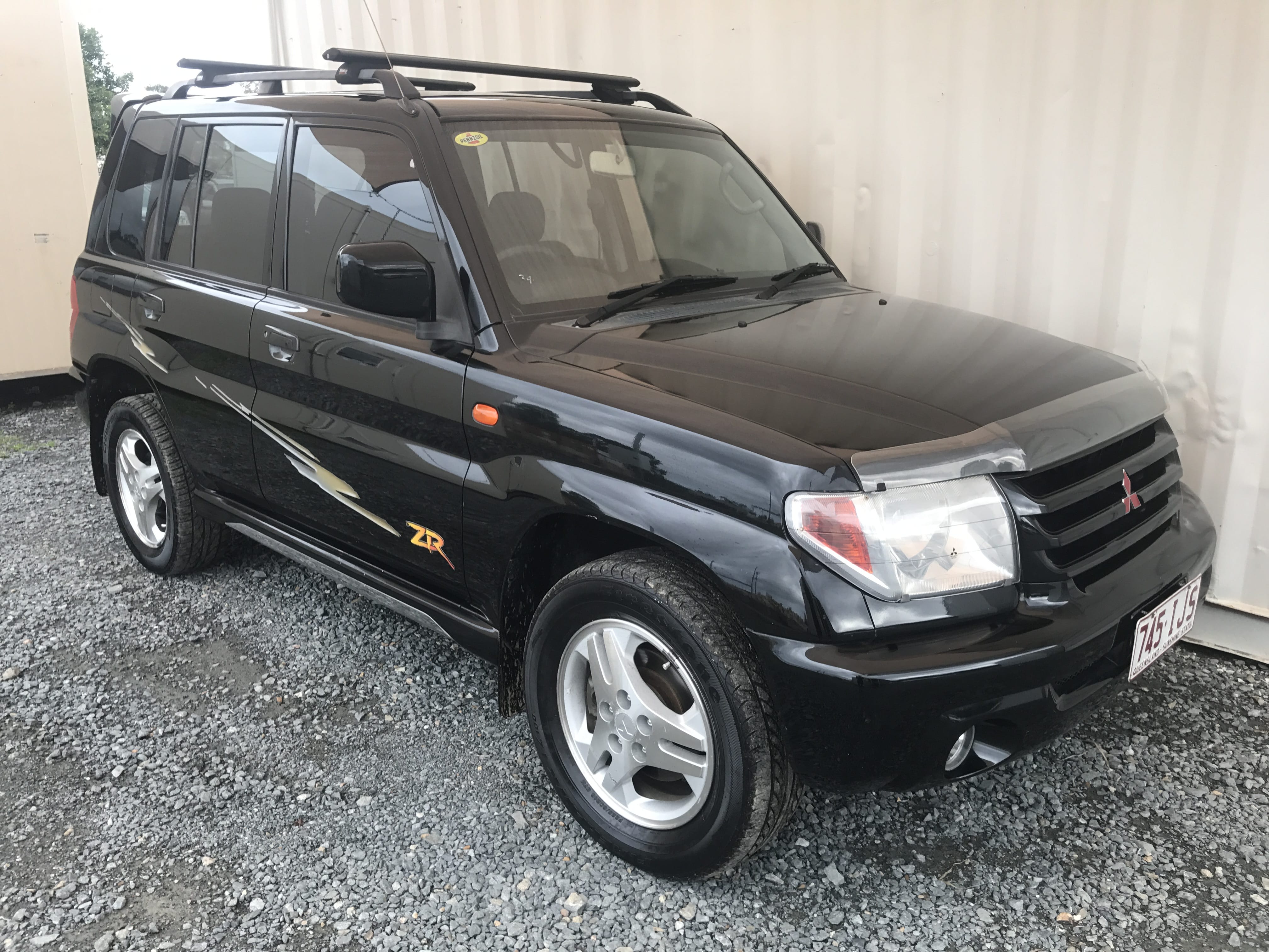 Домкрат pajero io