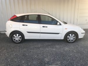 Automatic Hatchback Ford Focus 2003 White