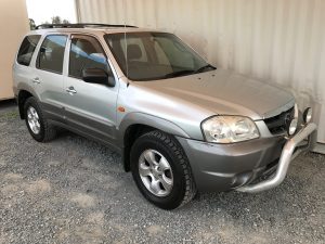 4x4 SUV Mazda Tribute 2006