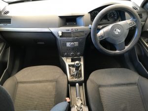 Automatic-Cars-Holden-Astra-2006