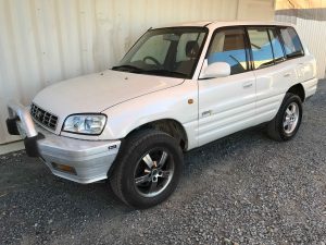 Cheap-Car-Toyota-Rav4-1999-for-sale-3