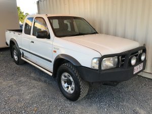 Ford Courier 2004 White