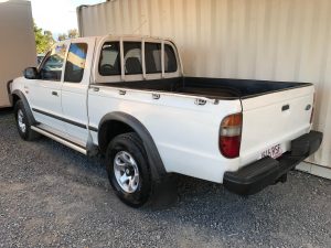 Ford Courier 2004 White