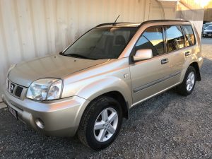 Nissan-Xtrail-Gold-2006-for-sale