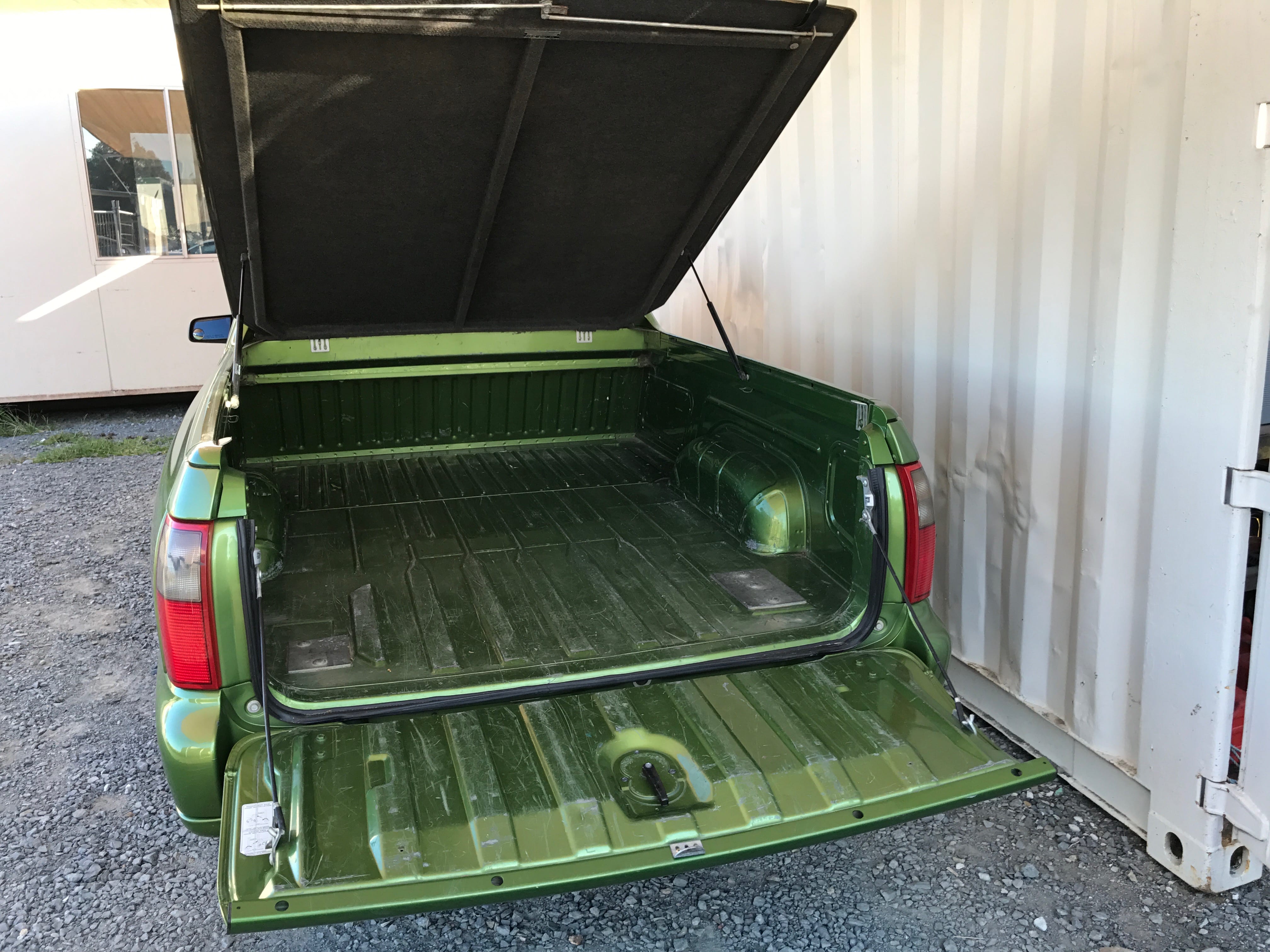 Holden Commodore Ute VY 2003 Green  7-min