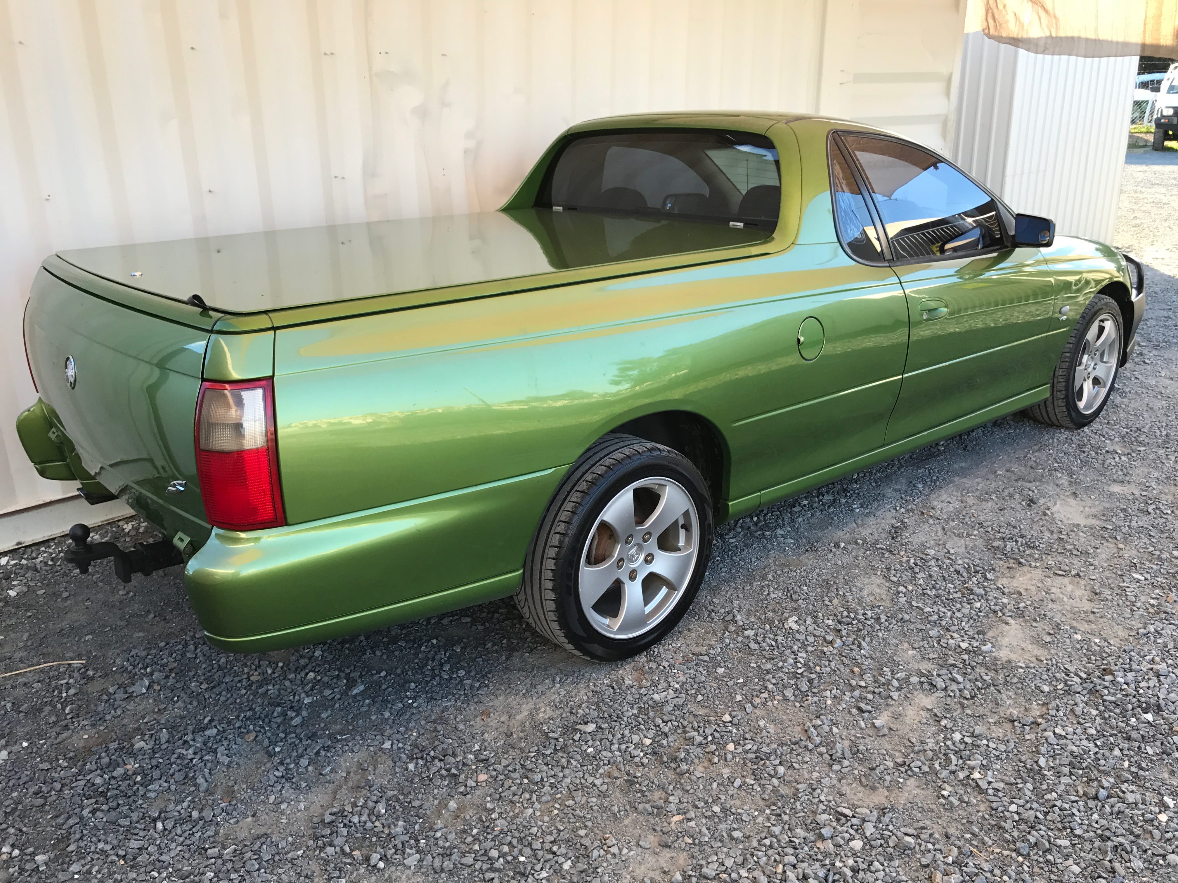 Holden Commodore Ute VY 2003 Green 8-min