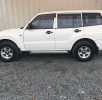 Mitsubishi Pajero White-4