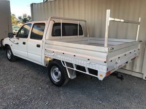 cheap-cars-2004-toyota-hilux-dual-cab-white-for-sale-5