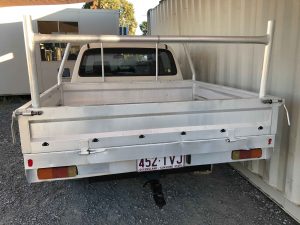cheap-cars-2004-toyota-hilux-dual-cab-white-for-sale-6