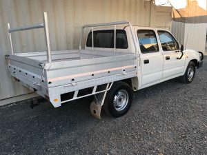 cheap-cars-2004-toyota-hilux-dual-cab-white-for-sale-7