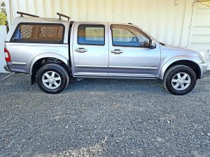Dual Cab Ute Holden Rodeo 2004 Grey
