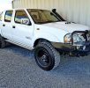 Mitsubishi-Nissan-Navara-D22-2011 White -1