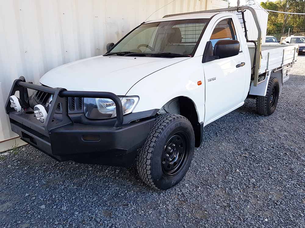 4x2 Mitsubishi Triton Ute 2007 White For Sale 3 Used Vehicle Sales