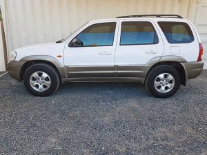 Automatic 4x4 SUV Mazda Tribute 2002 White