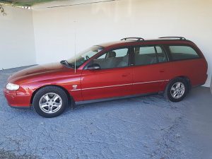 Automatic Holden Commodore Wagon 2001 Red