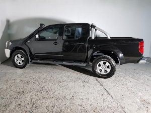 Automatic Nissan Navara D40 ST-X Dual Cab 2006 Black