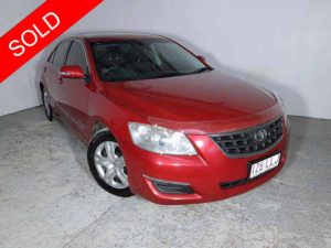 2008 toyota aurion red