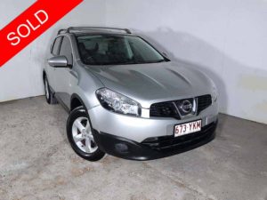 2010 Nissan Dualis Grey